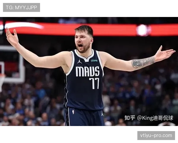 东契奇挡拆突破提升得分效率 拉开与库里关键时刻表现差距